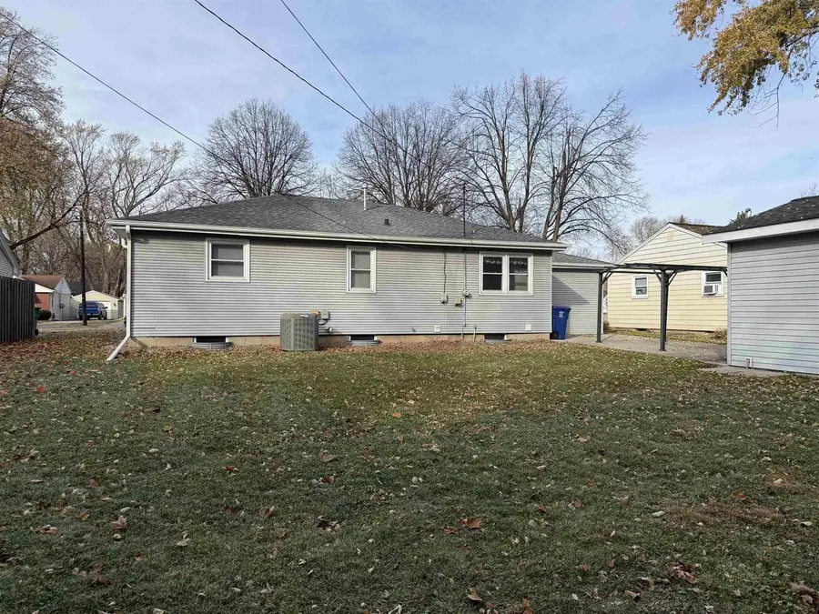 833 COLONIAL AVENUE, Green Bay, WI 54304 - Image #2