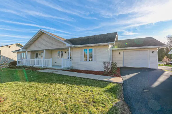 1871 NATURES WAY, Menasha, WI 54952