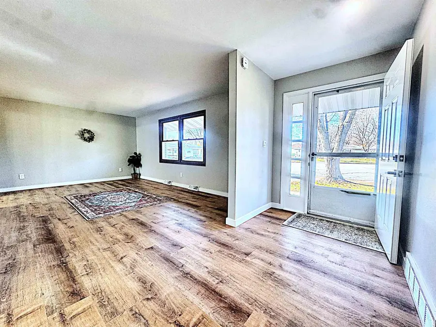 708 MILLER LANE COURT, Kaukauna, WI 54130 - Image #3