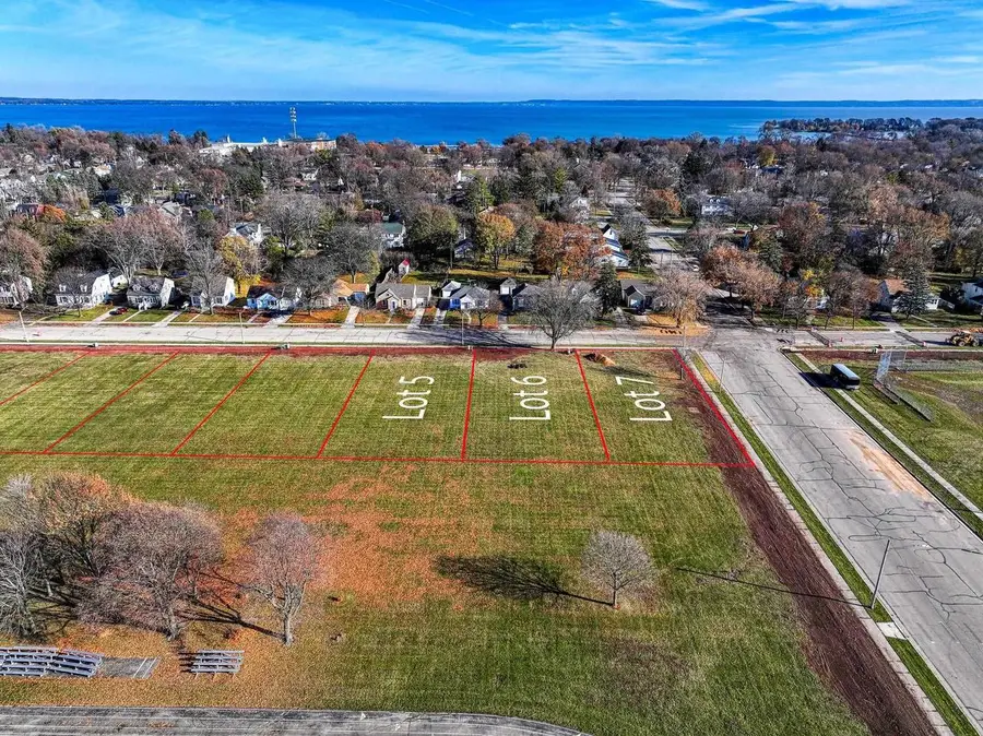 667 REED STREET, Neenah, WI 54956 - Image #2