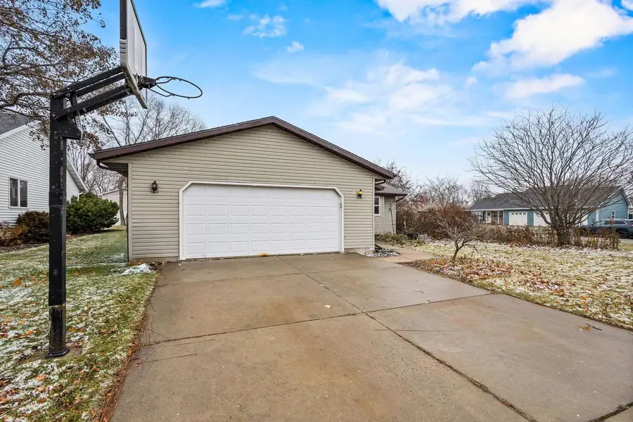 1241 BRIARWOOD DRIVE, Menasha, WI 54952 - Image #2