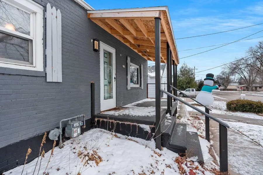 323 FRONT STREET, Pulaski, WI 54162 - Image #2