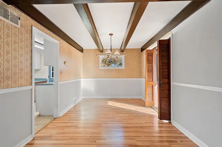 768 CHESTNUT STREET, Neenah, WI 54956 - Image #3