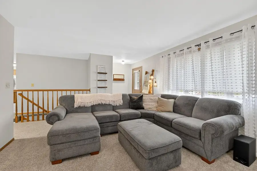 2008 CEIL STREET, Little Chute, WI 54140 - Image #3