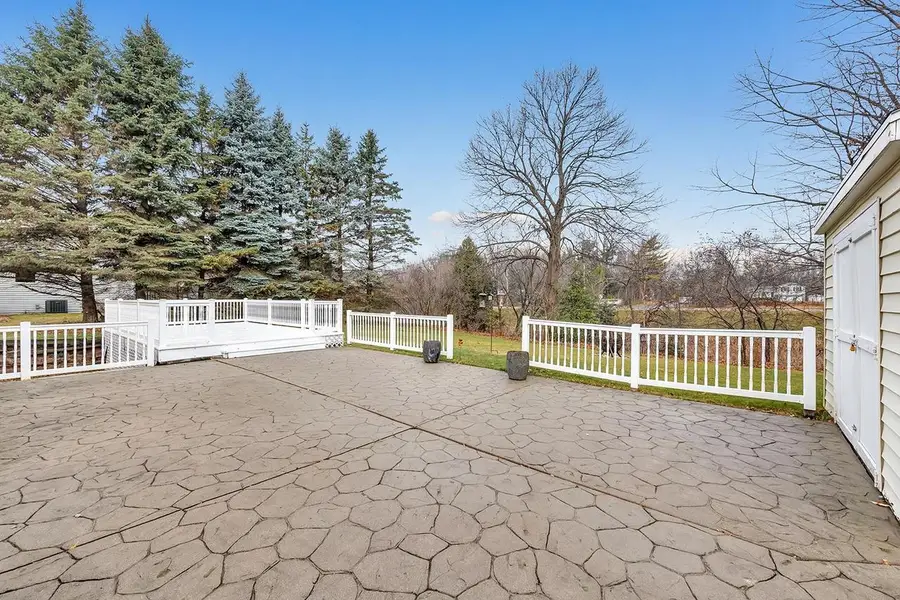 2527 GARDEN PARK TERRACE, Green Bay, WI 54311 - Image #3