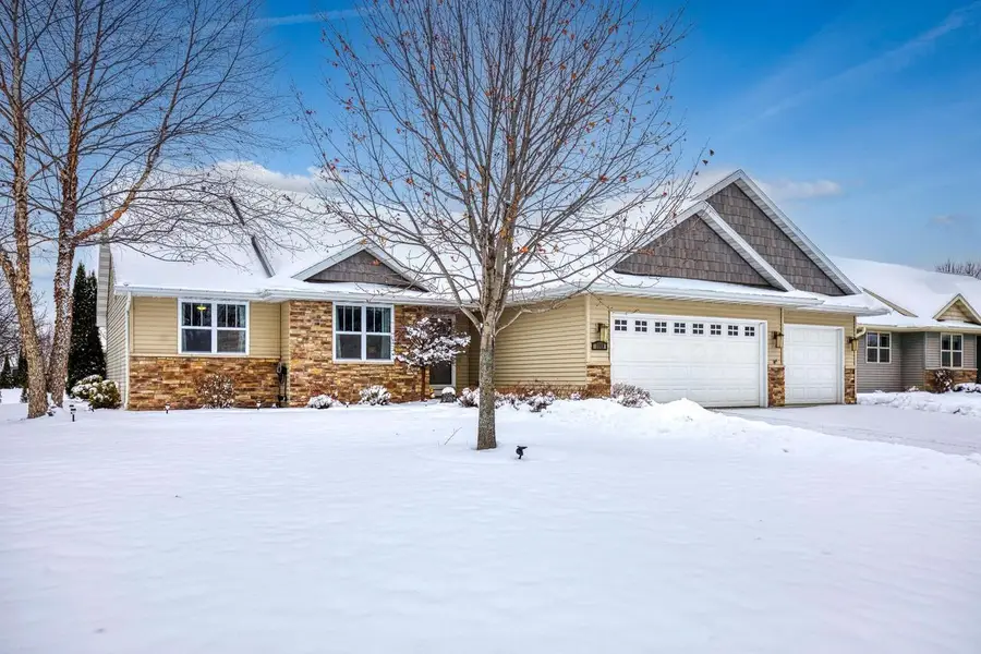 1148 W WILLIS WAY, Appleton, WI 54913 - Image #3