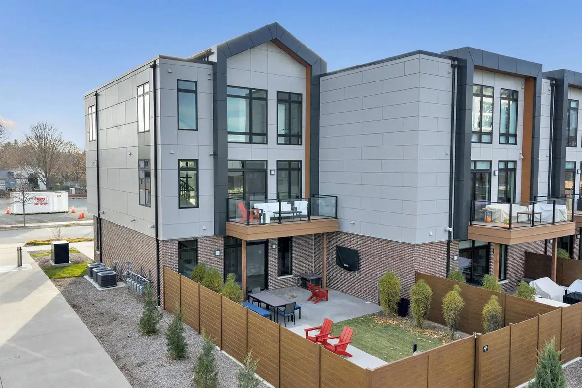 1144 BROOKWOOD DRIVE, Green Bay, WI 54304 - Image #1