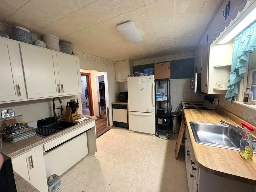 415 WILSON AVENUE, Green Bay, WI 54303 - Image #3