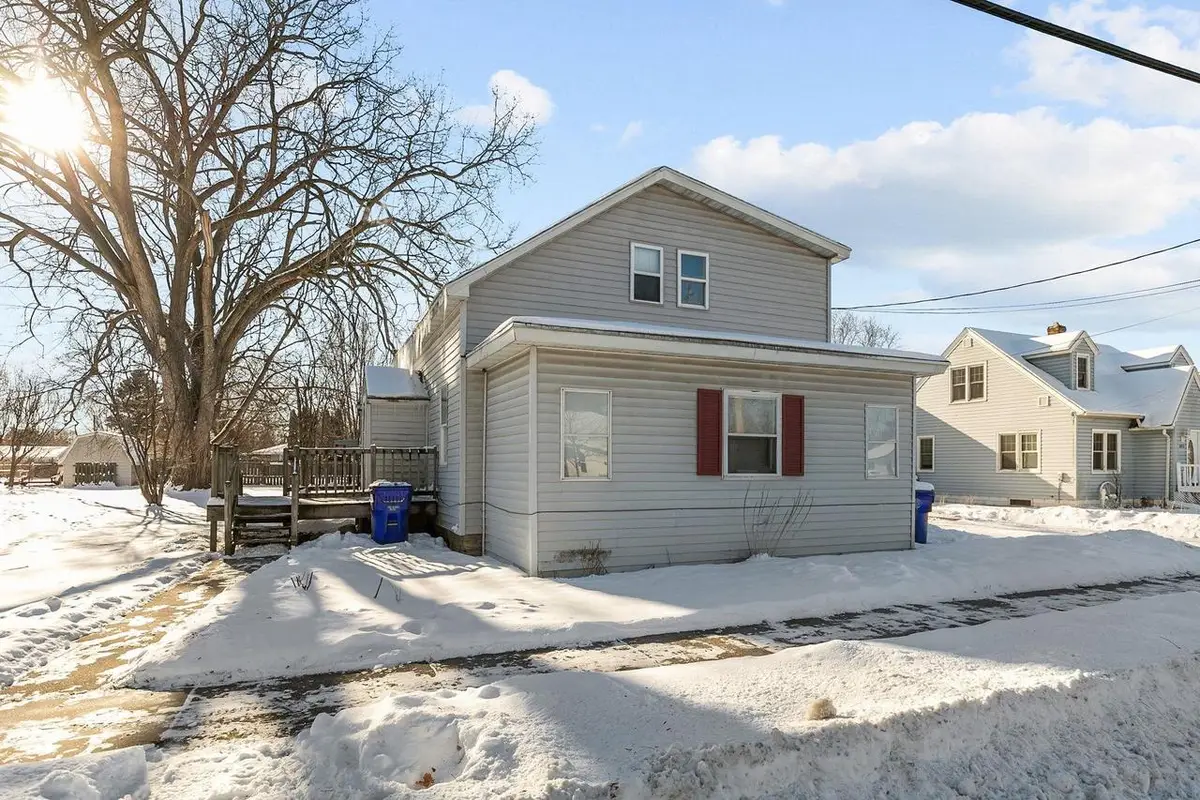 1897 E NEWBERRY STREET, Appleton, WI 54915 - Image #1