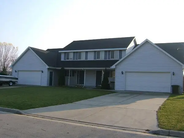 1797 CABINET MAKER COURT, Green Bay, WI 54303