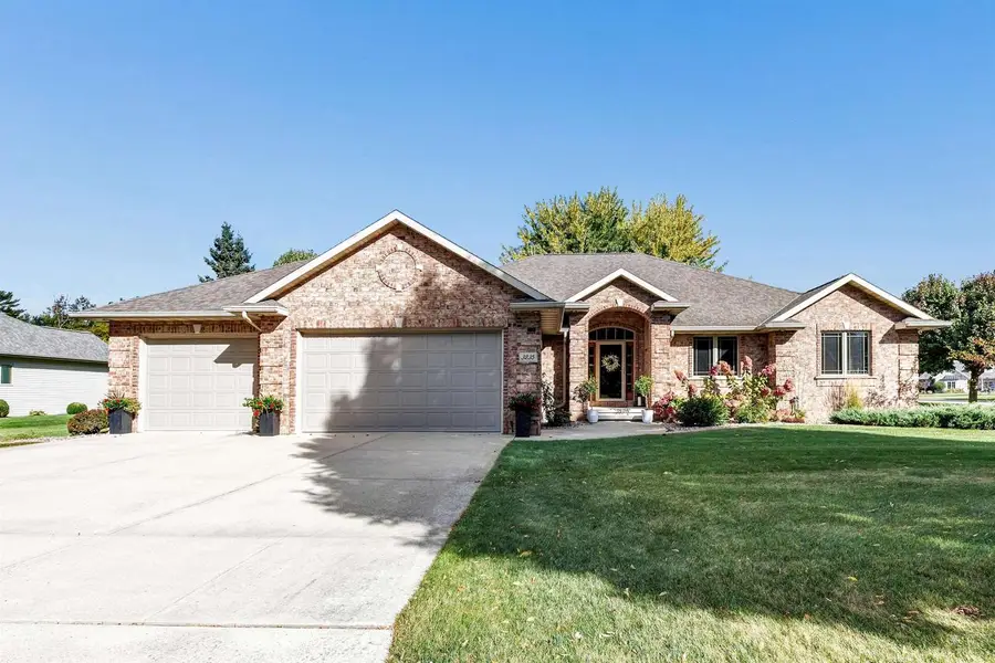 3235 HICKORY RIDGE LANE, Green Bay, WI 54311 - Image #2