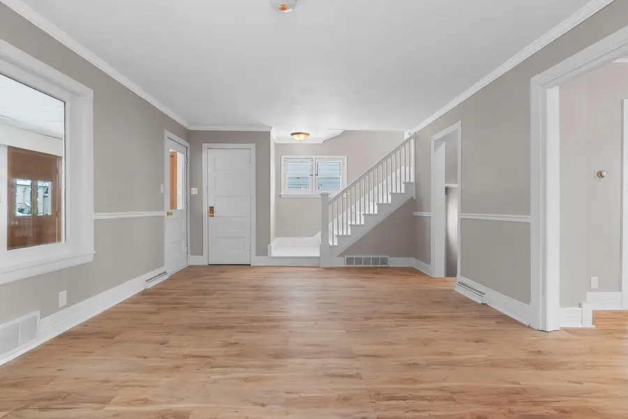 521 S CLAY STREET, Green Bay, WI 54301 - Image #2