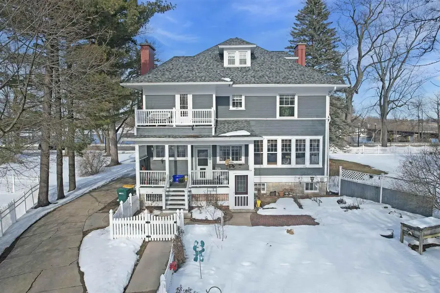 2115 RIVERSIDE AVENUE, Marinette, WI 54143 - Image #2