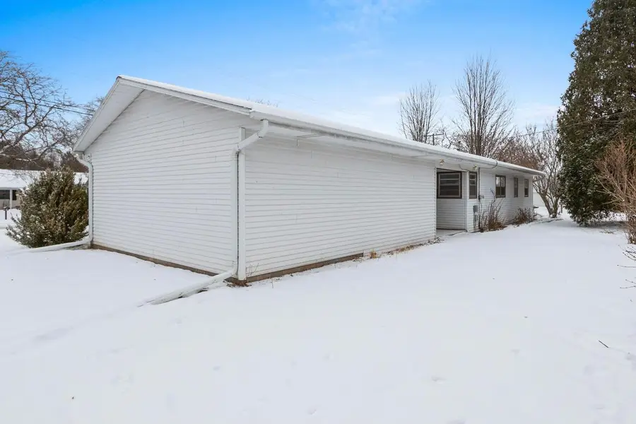 158 VANDE HEI ROAD, Green Bay, WI 54301 - Image #2
