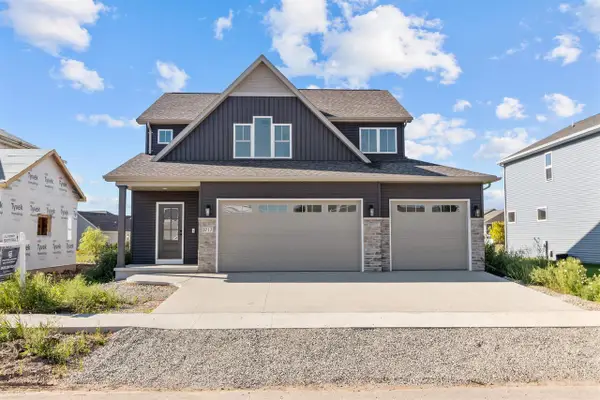 3755 E GLADIOLUS PLACE, Appleton, WI 54913