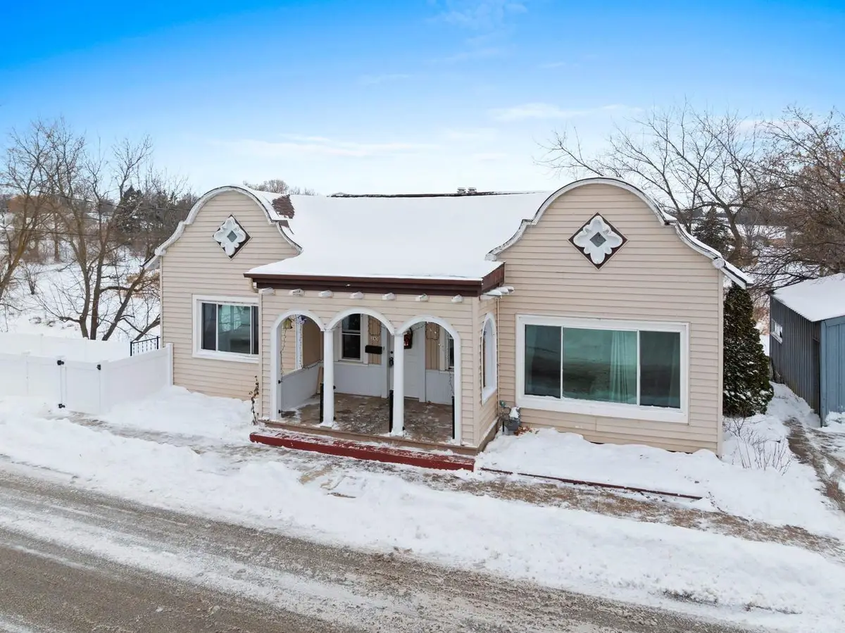 245 BUCHANAN STREET, Algoma, WI 54201 - Image #1