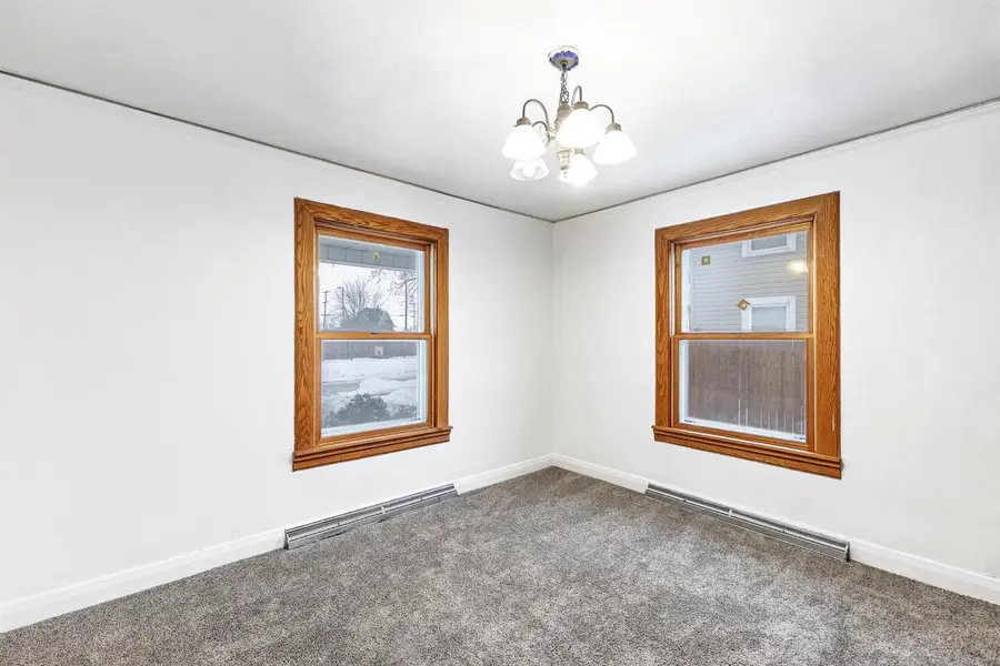 2410 LIBERTY PLACE, Manitowoc, WI 54220 - Image #3