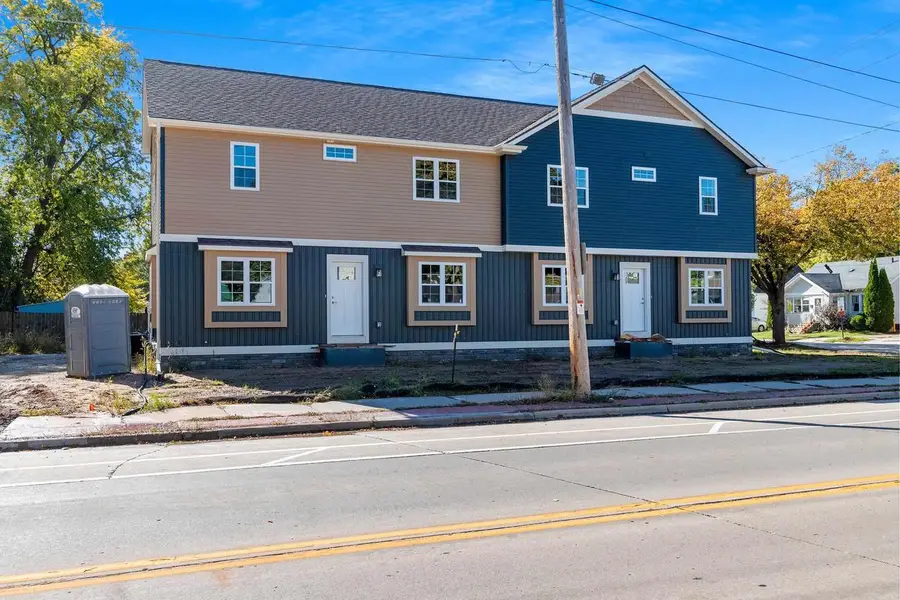 1308 E WALNUT STREET, Green Bay, WI 54301 - Image #2