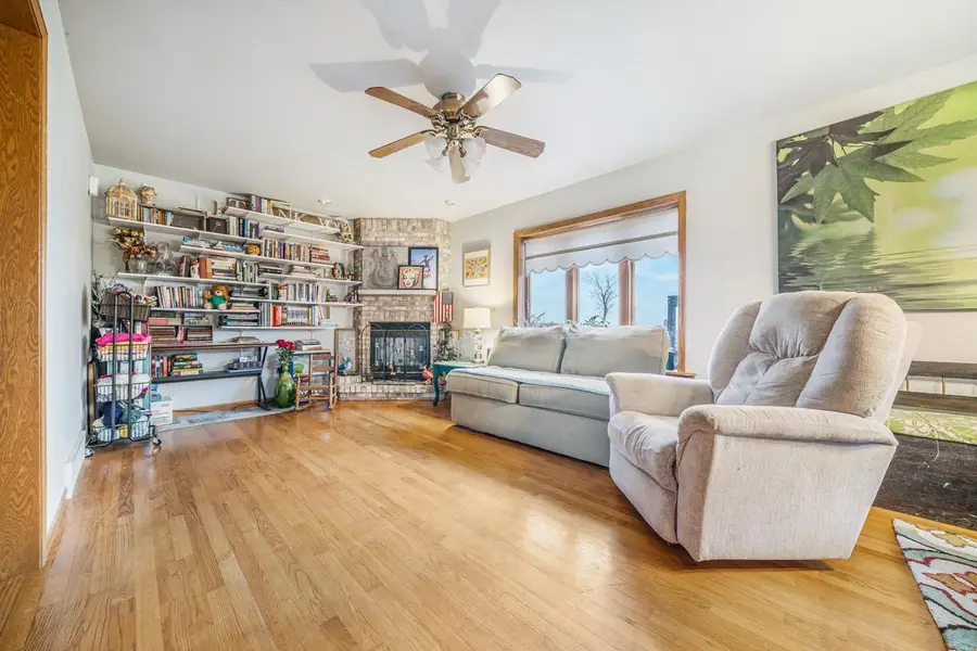 1531 WAUKAU ROAD, Omro, WI 54963 - Image #3