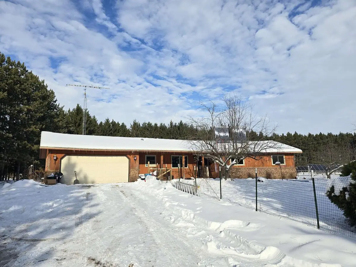 W9230 STATE ROAD 21, Wautoma, WI 54982 - Image #1