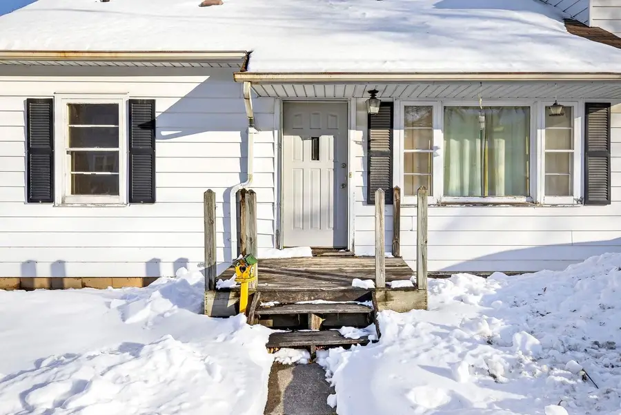 1106 N DREW STREET, Appleton, WI 54911 - Image #2