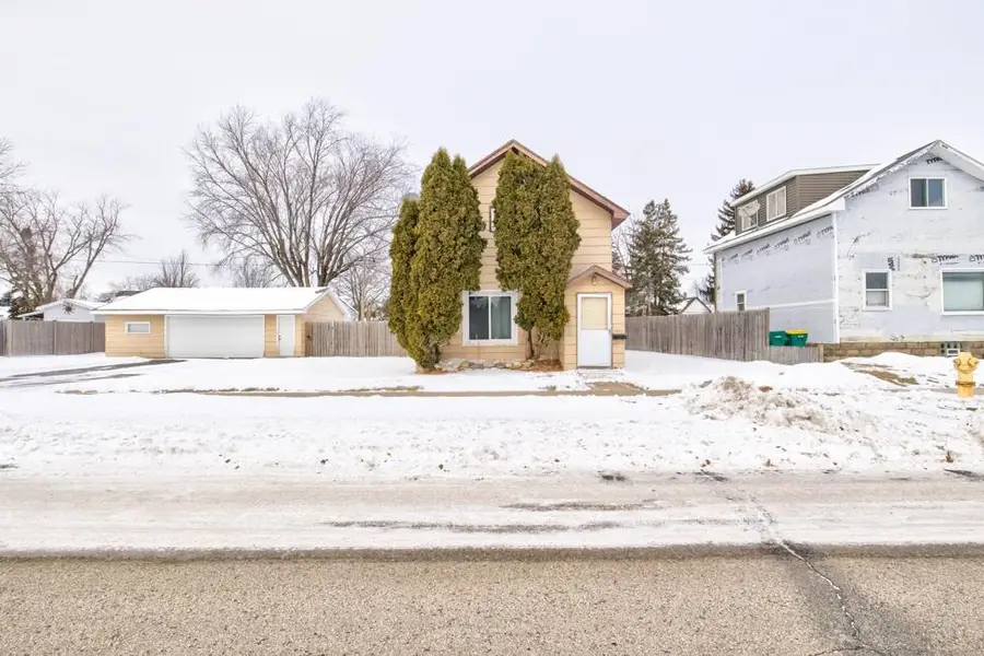 1031 SPRUCE STREET, Marinette, WI 54143 - Image #2