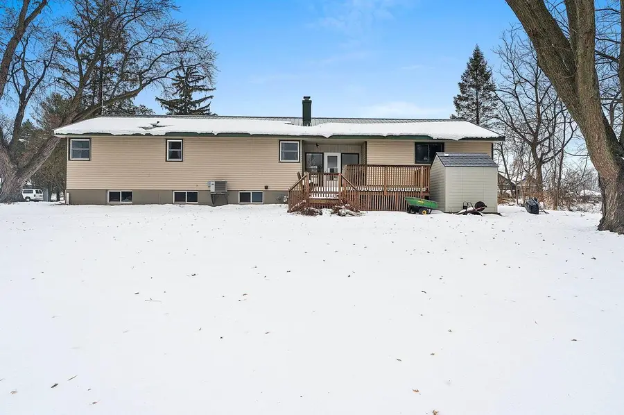 905 WASHINGTON STREET, Fremont, WI 54940 - Image #3