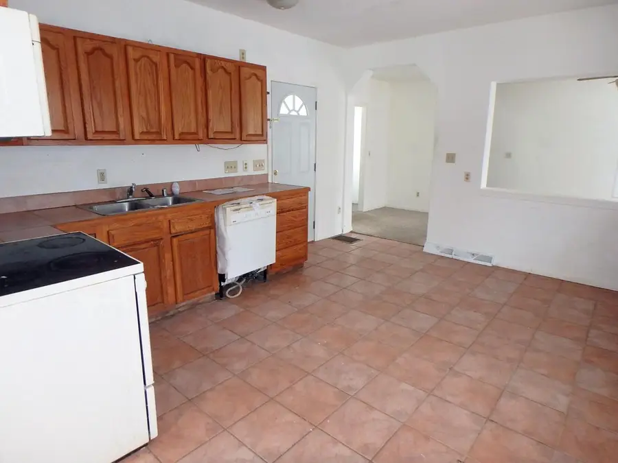 242 S MAIN STREET, Clintonville, WI 54929 - Image #3