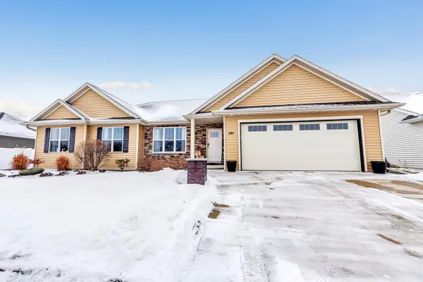 541 PEBBLESTONE CIRCLE, Hobart, WI 54155