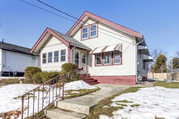 1012 GREEN STREET, Manitowoc, WI 54220