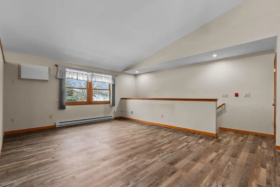 921 BABCOCK STREET  #11, Neenah, WI 54956 - Image #2