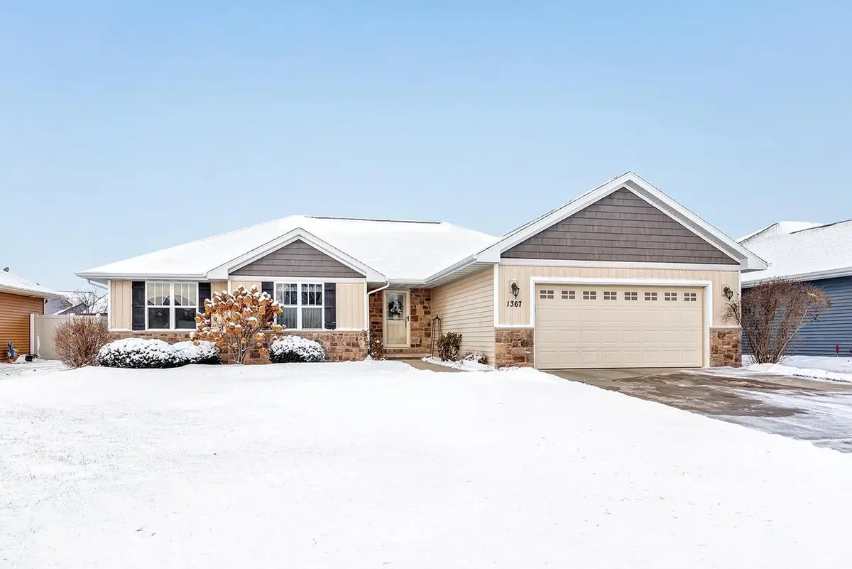 1367 NAVIGATOR WAY, De Pere, WI 54115 - Image #1