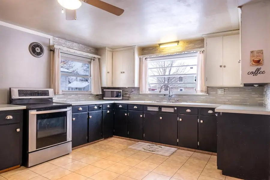 156 S JAMES STREET, Kimberly, WI 54136 - Image #3