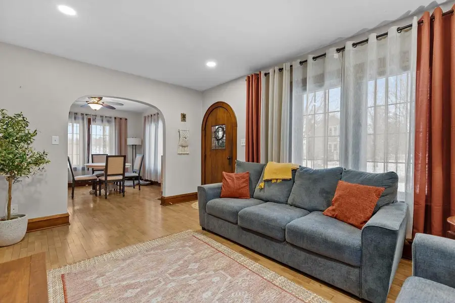 913 DESNOYER STREET, Kaukauna, WI 54130 - Image #3