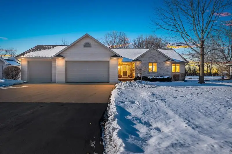 1604 NELSON COURT, Neenah, WI 54956 - Image #1