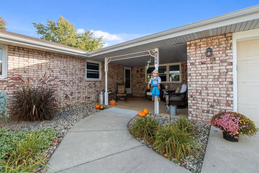 608 MICHIGAN LANE COURT, Kaukauna, WI 54130 - Image #3