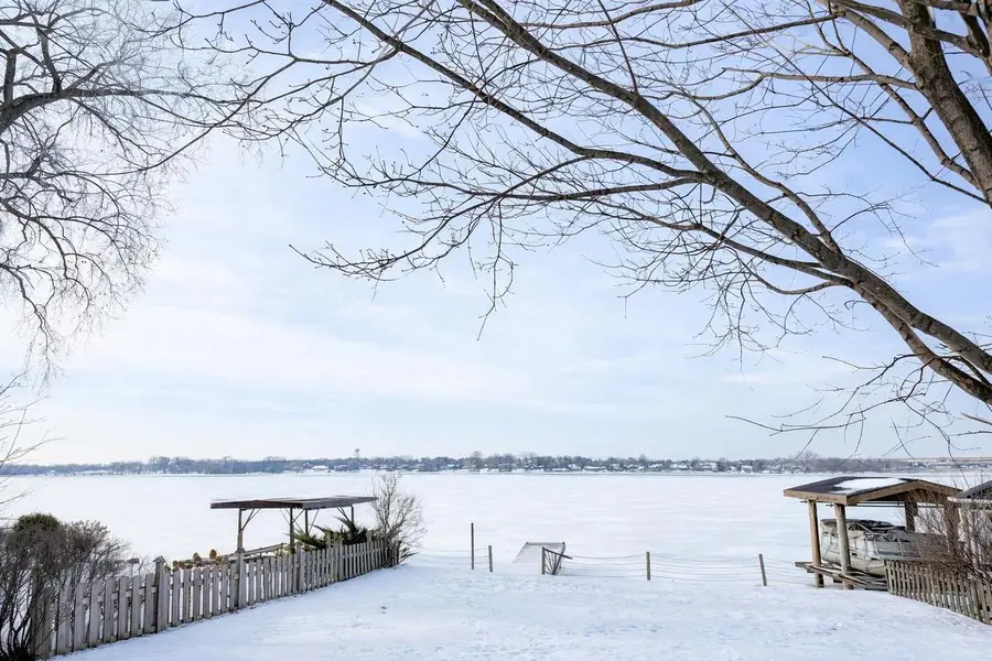 752 LAKECREST DRIVE, Menasha, WI 54952 - Image #3