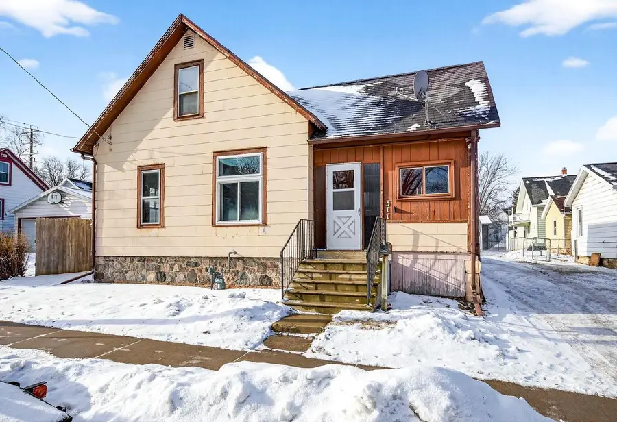 311 ISABELLA STREET, Neenah, WI 54956 - Image #2