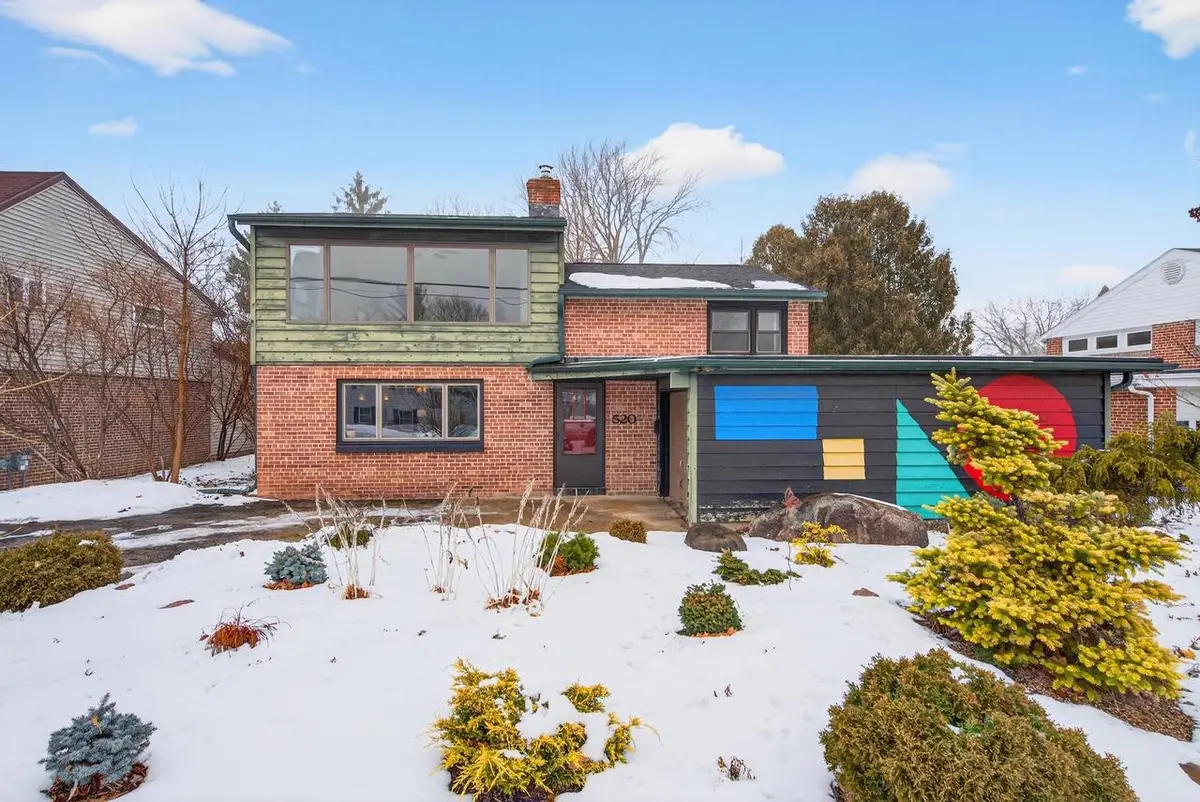 520 E CECIL STREET, Neenah, WI 54956 - Image #1