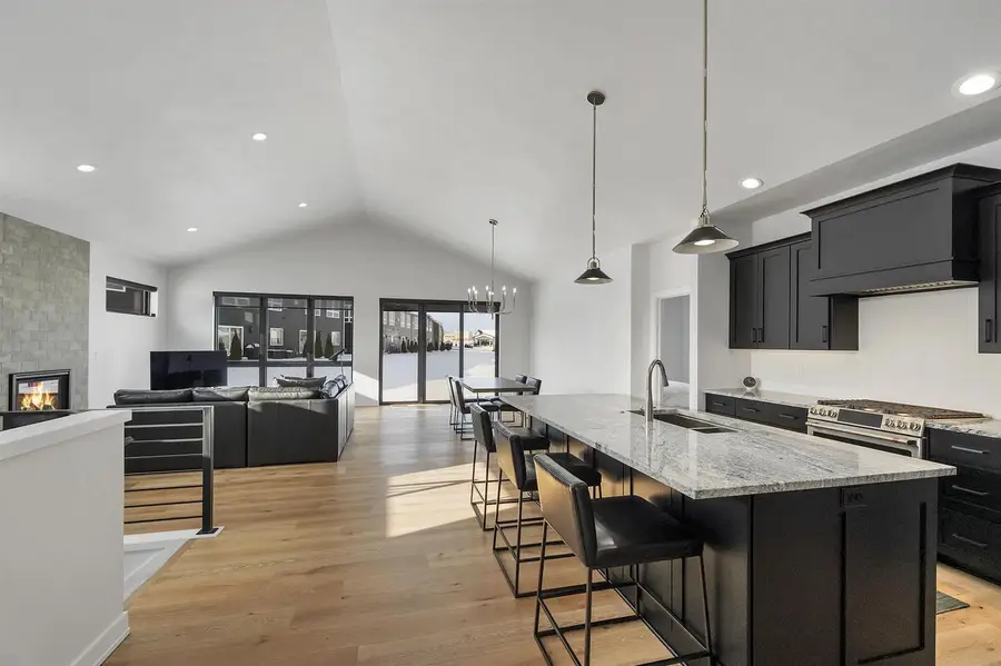 396 ALDON CIRCLE, Green Bay, WI 54304 - Image #3