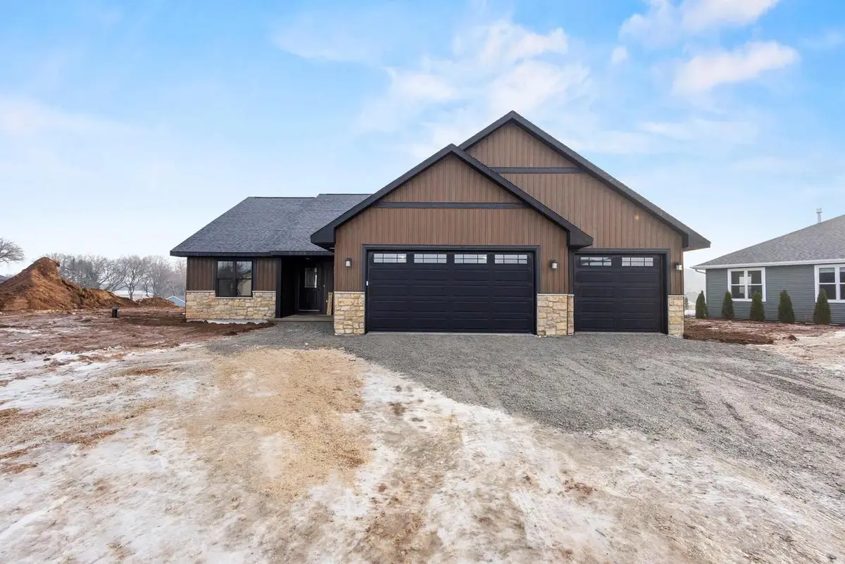 206 ABBY LANE, Francis Creek, WI 54214 - Image #1