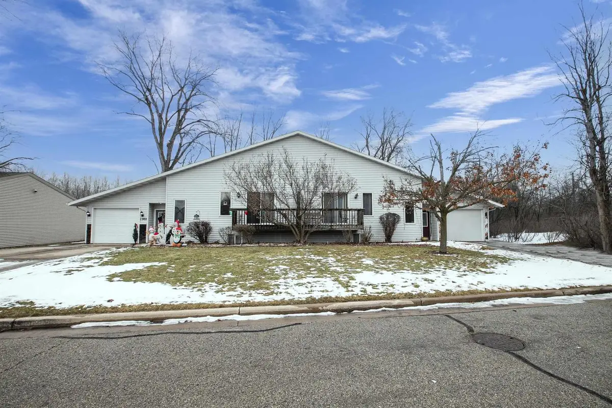 1900 W MARQUETTE STREET, Appleton, WI 54914 - Image #1