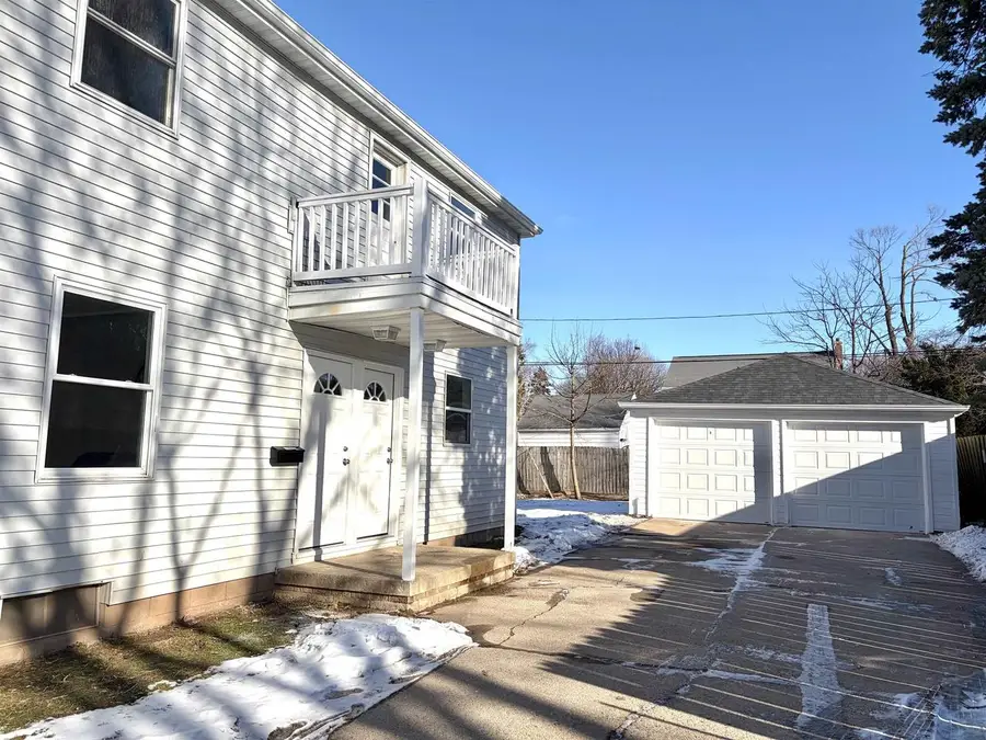 338 RIVER DRIVE, Appleton, WI 54915 - Image #3