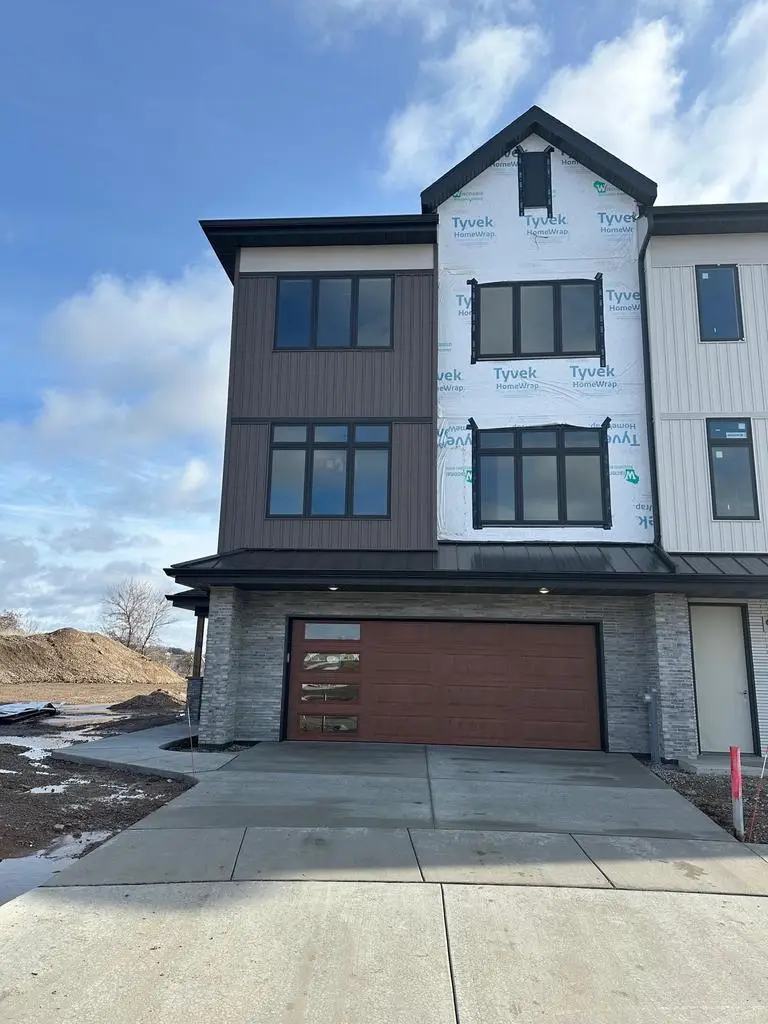 385 SATORI TRAIL, Kimberly, WI 54136 - Image #2