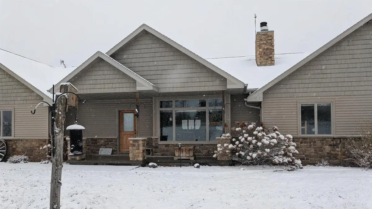 N8481 TOWN HALL ROAD, Black Creek, WI 54106 - Image #1