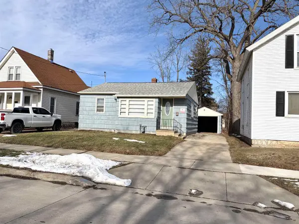 804 JOHN AVENUE, Oshkosh, WI 54901