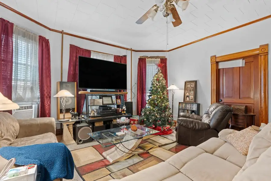 1403 S MAIN STREET, Oshkosh, WI 54902 - Image #3