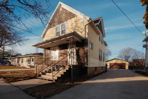 17 W COTTON STREET, Fond Du Lac, WI 54935