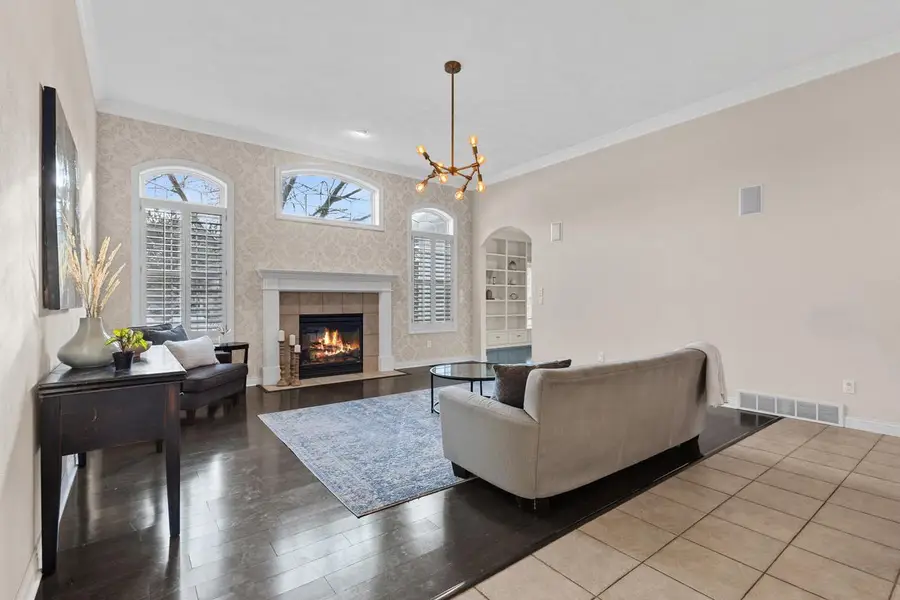 825 YORKSHIRE ROAD, Neenah, WI 54956 - #3