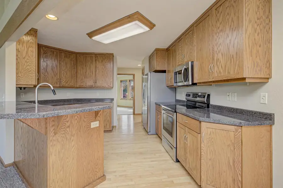 1690 GATEWAY MEADOWS LANE, Neenah, WI 54956 - #3